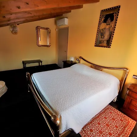 La Casa Della Volpe Bed & Breakfast